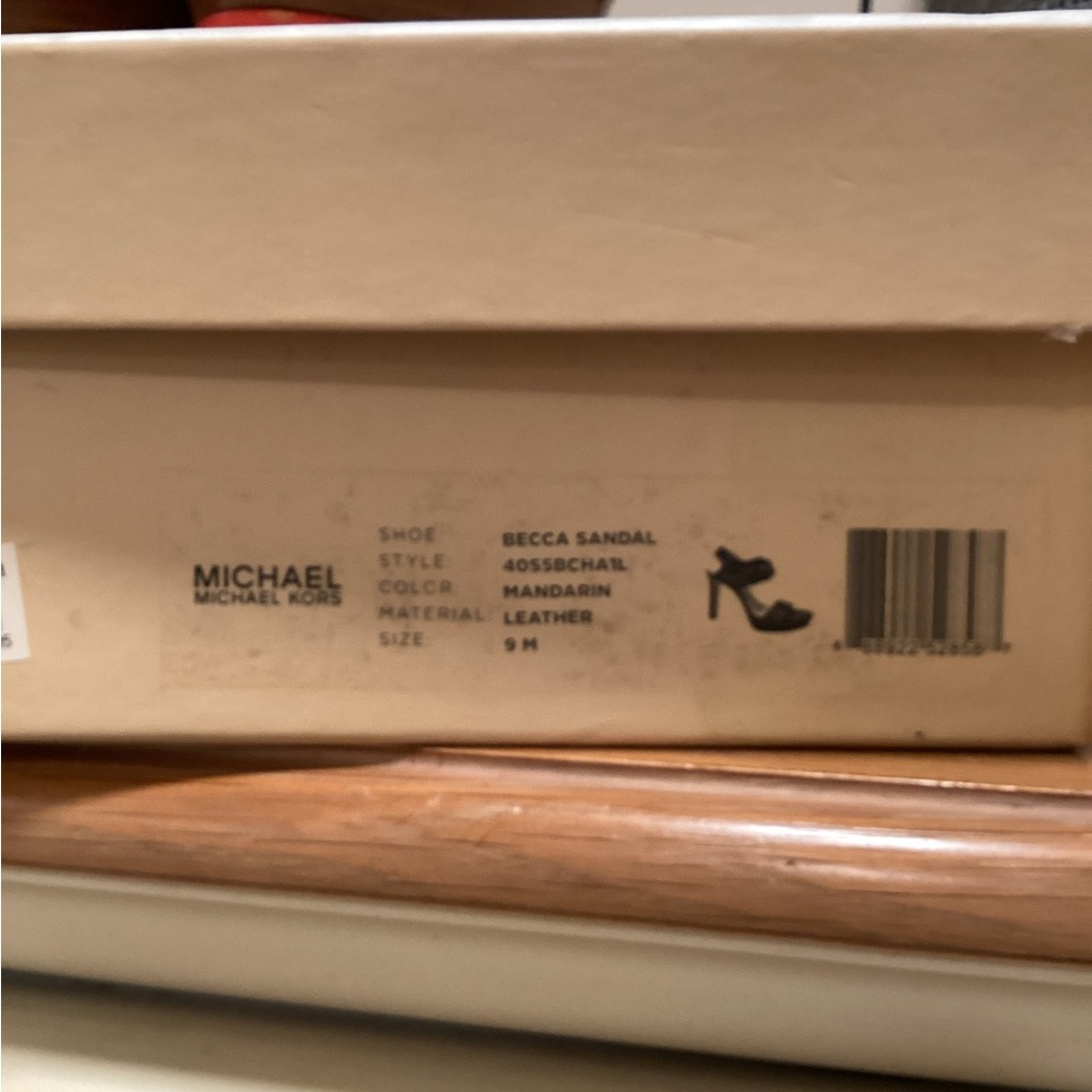 Michael Kors Becca Leather Platform Sandel in Mandarin 9M - Picture 5 of 12